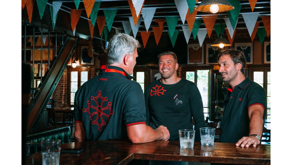 Découvrez le Polo et T-Shirt Occitans de Religion Rugby : L'Esprit de la Croix d’Occitanie